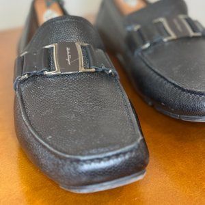 Mint condition Salvatore Ferragamo Loafer